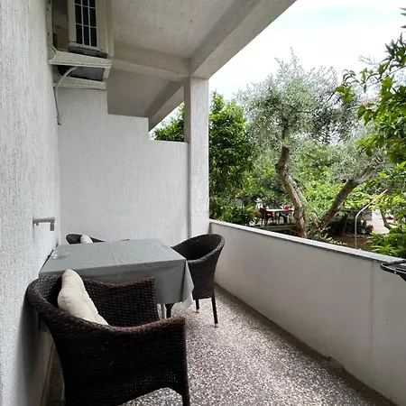 Rooms Kate Krk Town Exterior photo